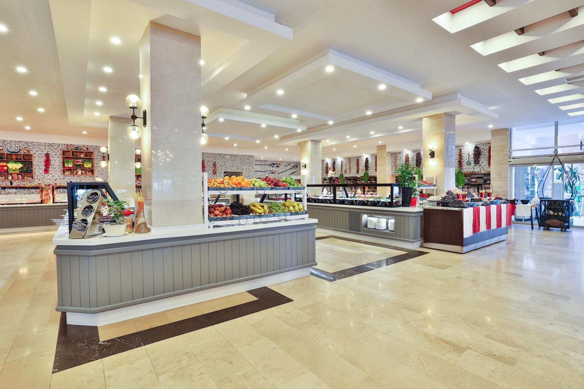 Crystal Aura Beach Resort & Spa Kemer Exterior foto